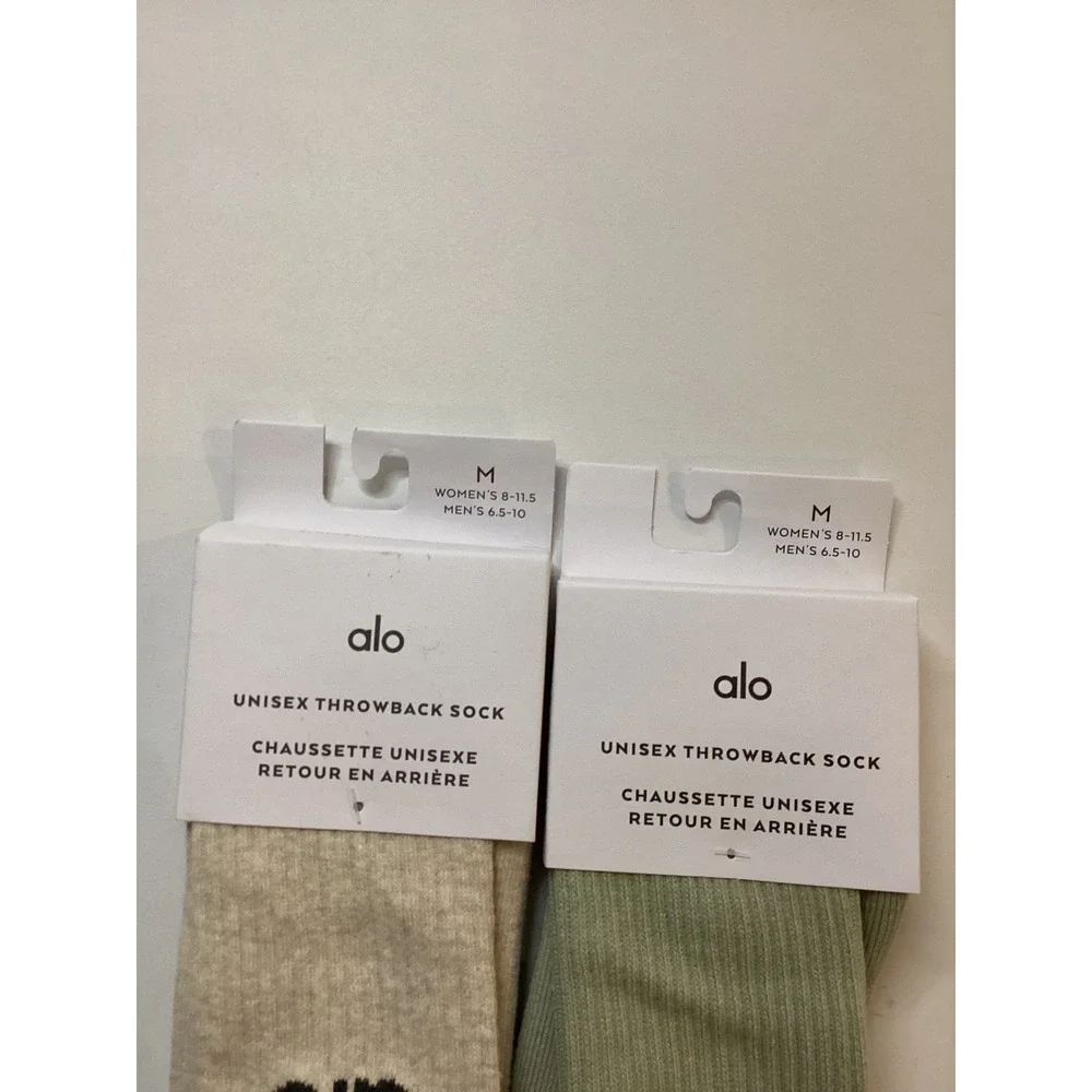 Alo Yoga Unisex Throwback Sock Bundle 2 Pairs Oatmeal Limestone Green Medium NWT